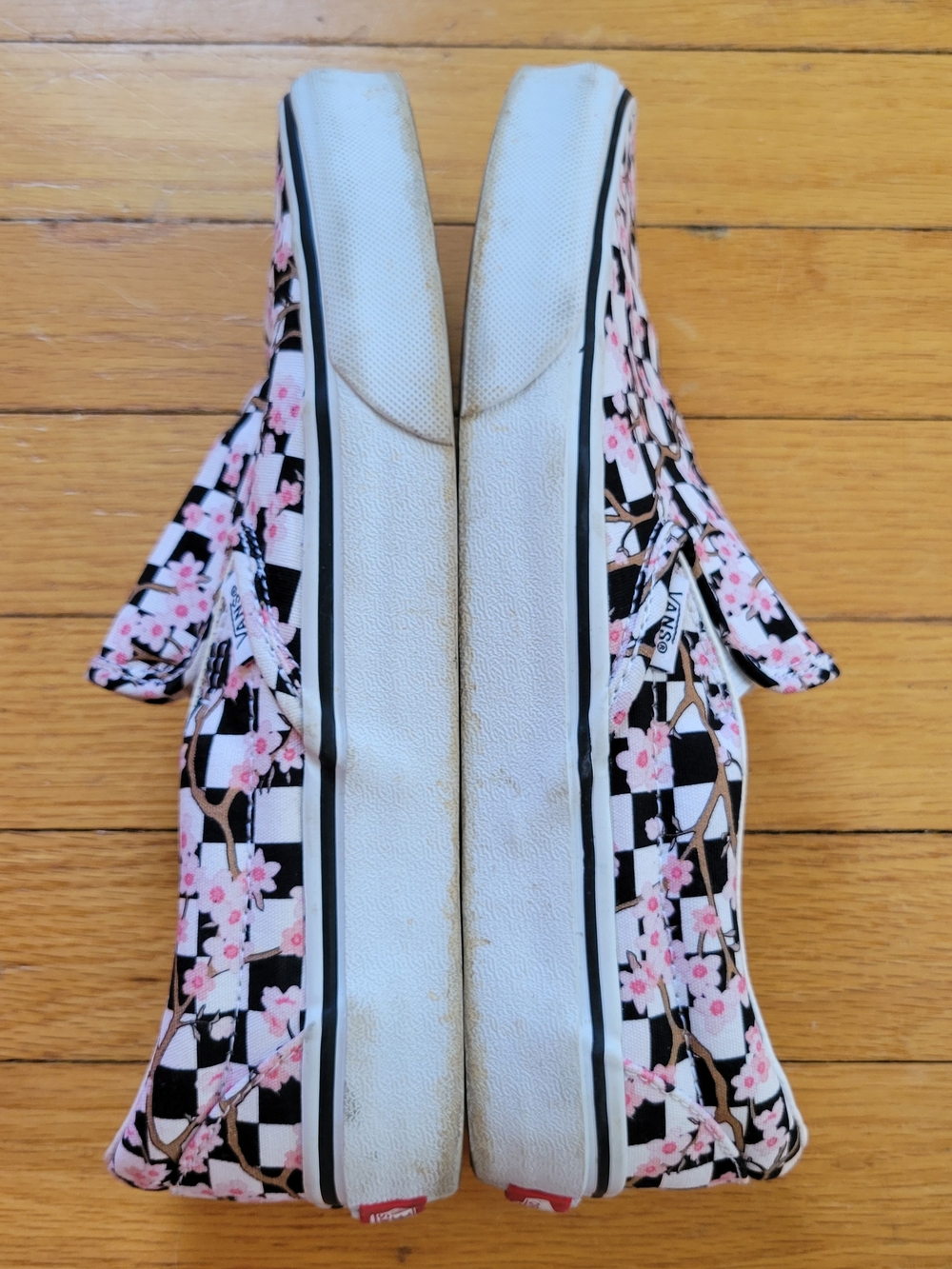 Vans Slip-on with Pink Cherry Blossoms - Picture 4 of 5